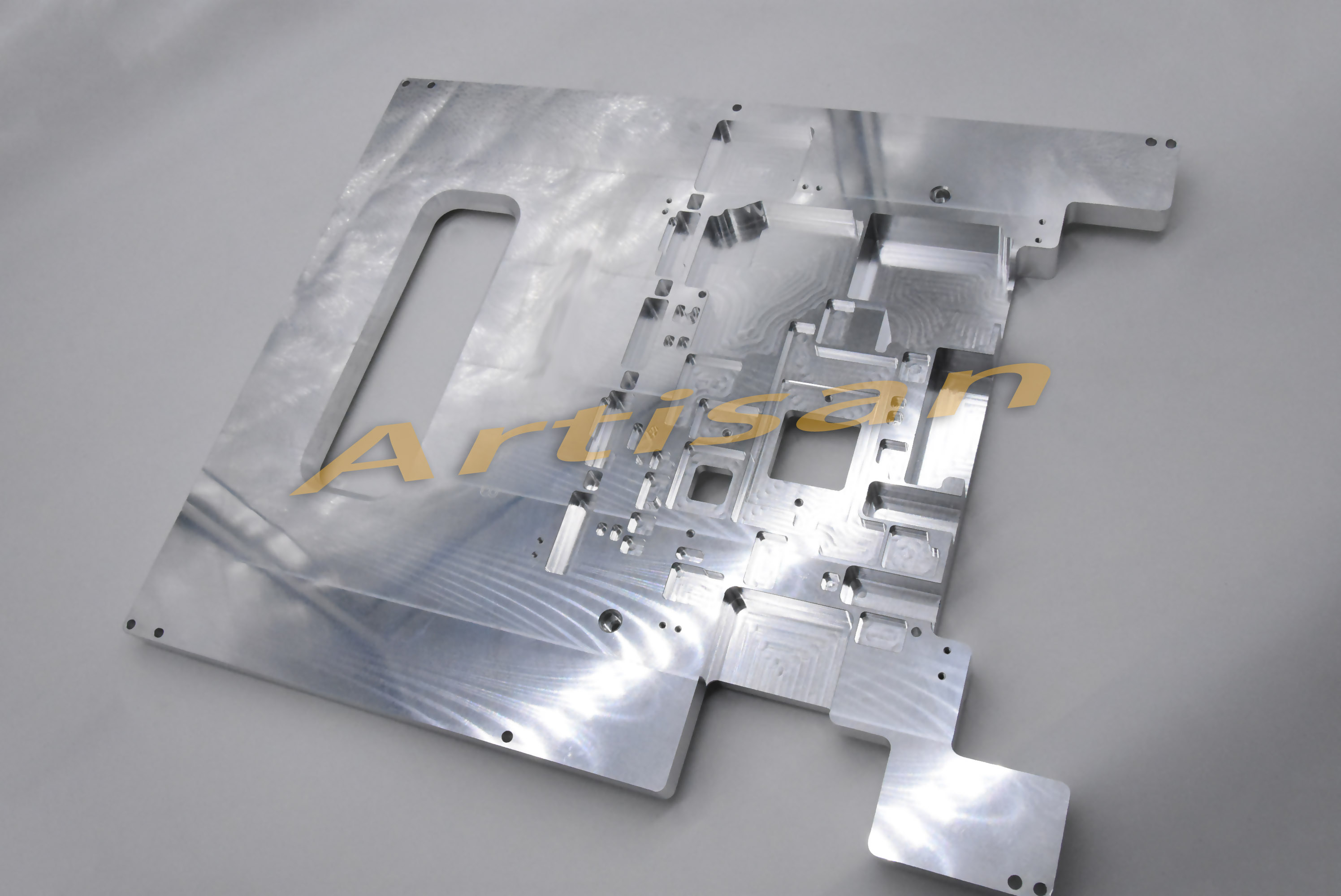 <strong>電子類(lèi)精密件加工：固定架</strong>