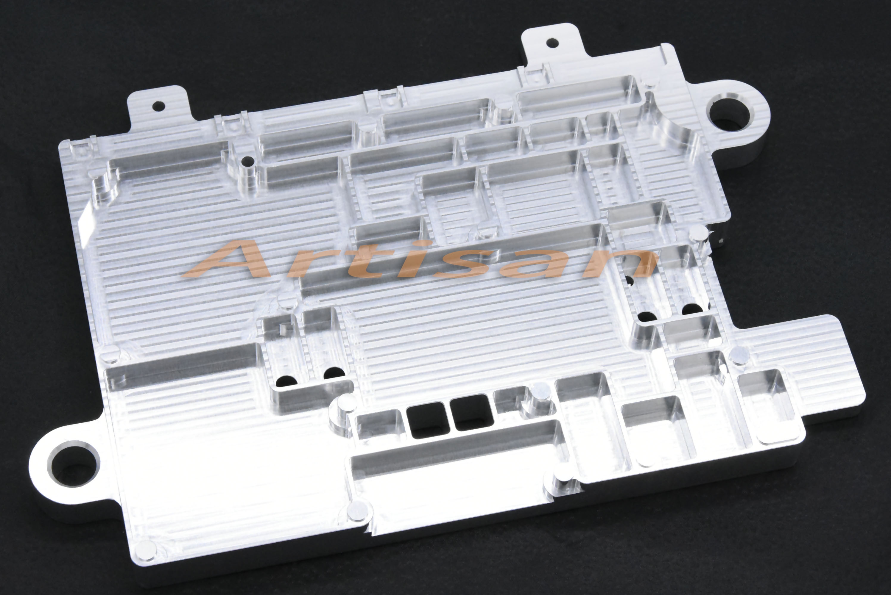 <strong>電子類(lèi)精密件加工：板</strong>